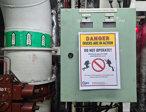 SAFETY TAG